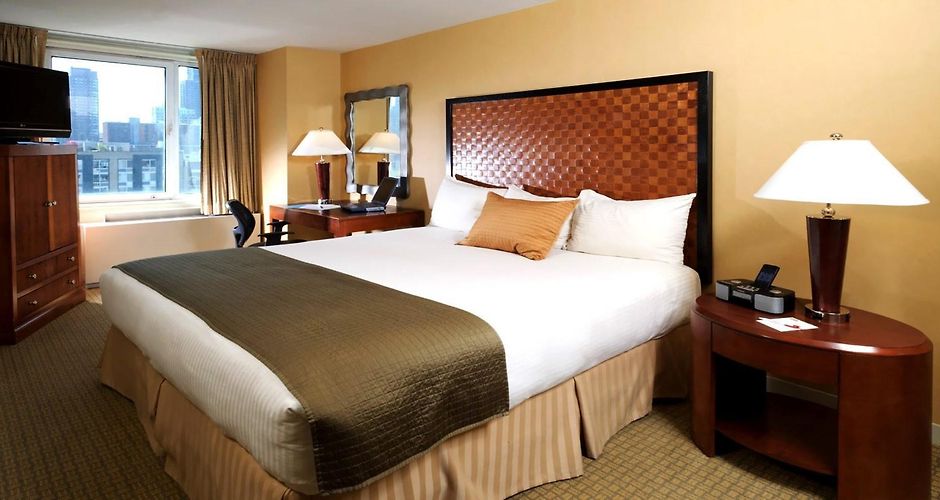 Skyline Hotel New York, NY