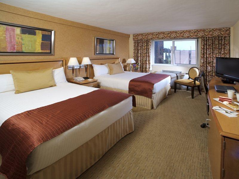 hotel with best view of new york skyline